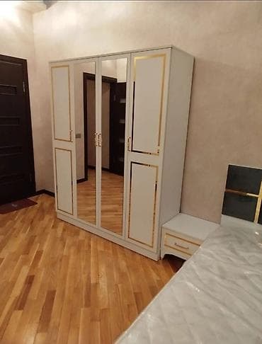 Sifarişlə mebel: Yeni, 4 qapılı, Güzgülü, Ağ, Digər material, Açılan, Düz dolab — 10