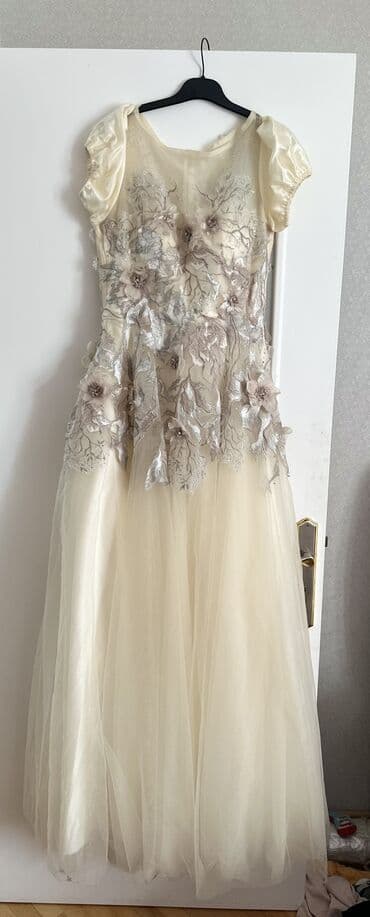 3D güllər qol hissəsi sonradan əlavə olunub çıxarıla bilər 1dəfə lalafo.az -da 3D güllər qol hissəsi sonradan əlavə olunub çıxarıla bilər 1dəfə