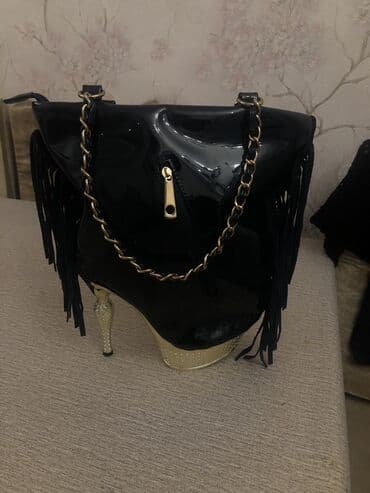 diplomat çantası: Qadınlar üçün dekorativ hündürdaban ayaqqabı formalı çanta - Rəng — 3