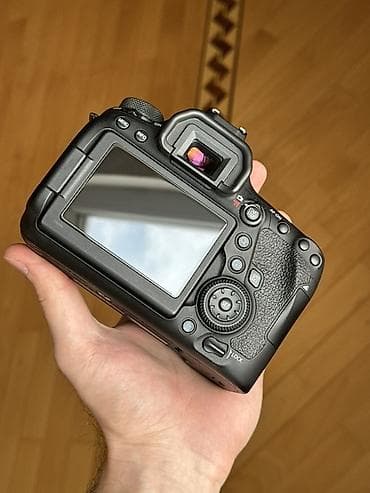 bild apparat: Canon EOS 6D Mark II (body) 0-dan məndə olub. Case və ekran — 5