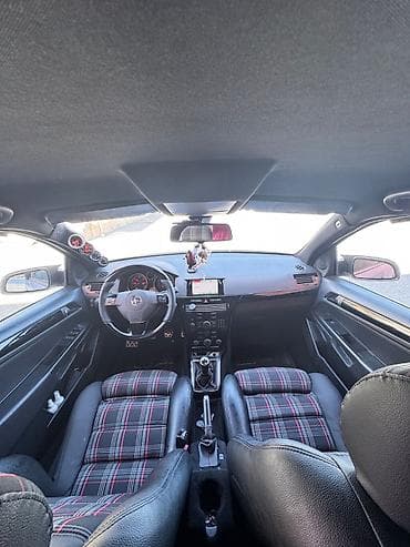 vaz lada 2109: Opel Astra: 1.9 l | 2008 il 19000 km Sedan — 10