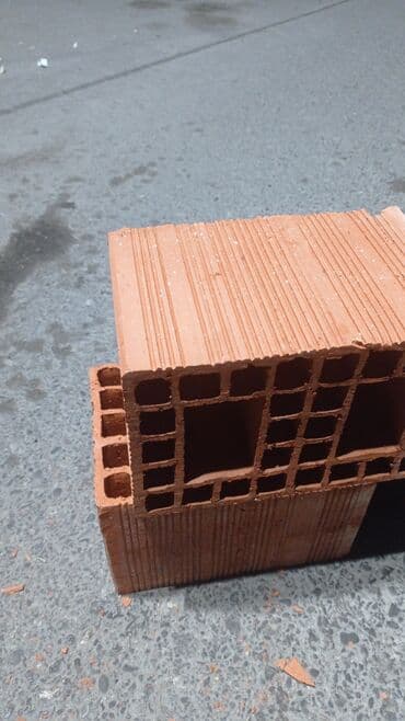 ametist daşı: Keramzitli boşluqlı kərpic (blok) Məhsul təsviri: - Material: Yüksək — 2