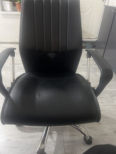 Другие товары для дома: С колесиками, Рукояти не регулируются, Кожзаменитель — 2