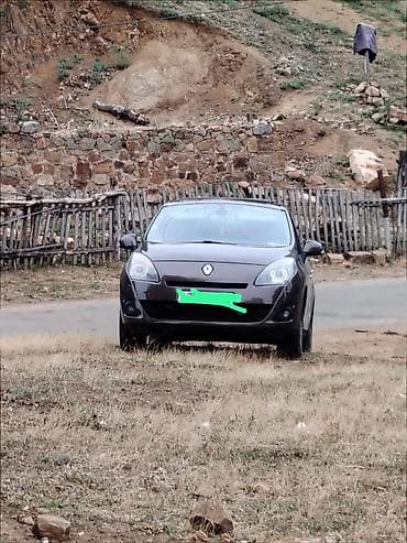 kredit ve barter masin: Renault Scenic: 1.5 l | 2010 il 275000 km Van/Minivan — 1