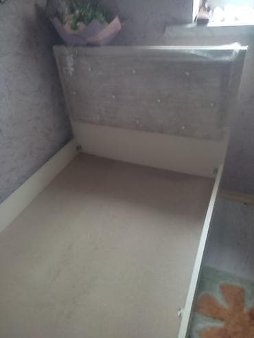 islenmis mebiler: 2 eded eyni olcude matrassiz qoşa çarpayı.teze alınıb 1 ay istifade — 2