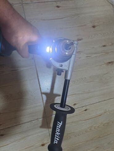 Məhəccərlər: İşlənmiş Zərbəli drel Akkumulatorlu, Ünvandan götürmə, Kredit yoxdur — 4