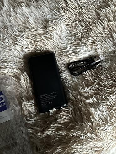 aux kabel iphone: Powerbank — 8