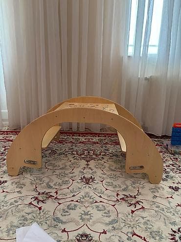 kovralit satisi: Yellencek stol stul 30 azn tecili satili Cevirib yellencekde elemek — 1