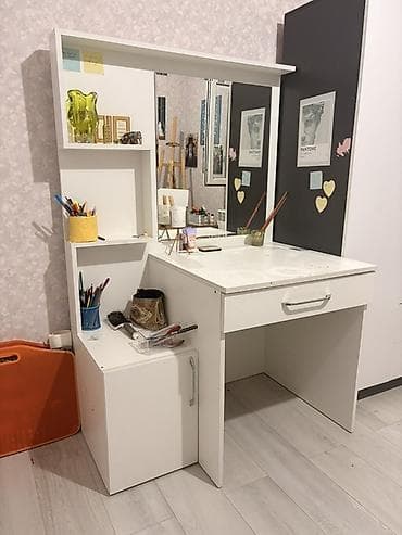 Ağ rəngli kosmetik masa-güzgü dəsti - Geniş, düzbucaqlı böyük güzgü – — 2