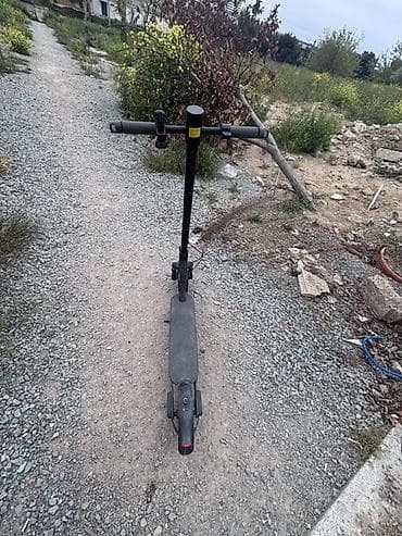elektro samokat: İşlənmiş Elektrik samokat 8", 351 - 500 Vt, 16 - 25 km/s, Ünvandan götürmə — 2