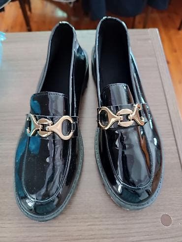 dəri plaş: Qadın loaferləri – laklı qara - Model: Klassik loafer - Rəng: Qara — 1
