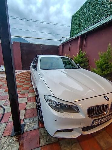 masin sat: BMW 5 series: 2 l | 2012 il Sedan — 4