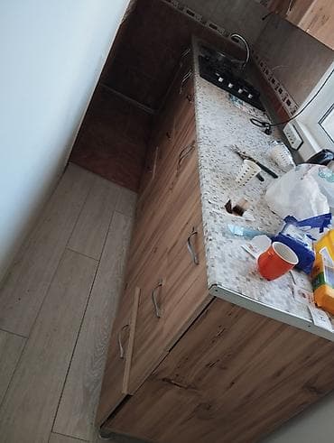 koxna mebil: Mətbəx mebeli dəsti - Üst və alt modullardan ibarət kompakt mətbəx — 2