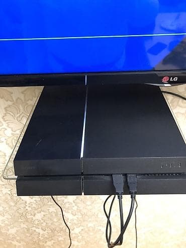 Sony PlayStation 4 (PS4) oyun konsolu idyaldı bulom ları üsdündədi