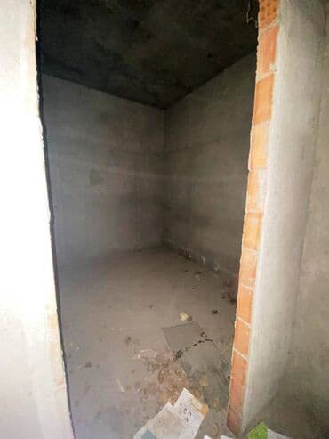 tecili satilan 3 otaqli menziller: 3 otaqlı, Yeni tikili, 120 kv. m — 6