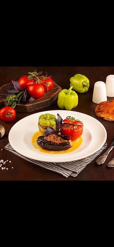 ev yemekleri: 🍽️ Ev dadında ləziz yeməklər sifarişlə hazırlanır 🤍 🥘 Müxtəlif növ ev — 4