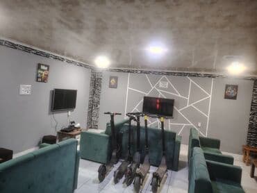 PS3 (Sony PlayStation 3): PlayStation oyun zalı – tam avadanlıqla - Bir neçə oyun guşəsi: hər — 1