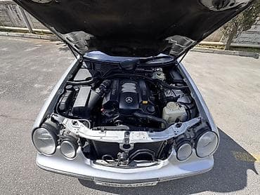 ford tranzit 2000: Mercedes-Benz E 240: 2.4 l | 2000 il Sedan — 1