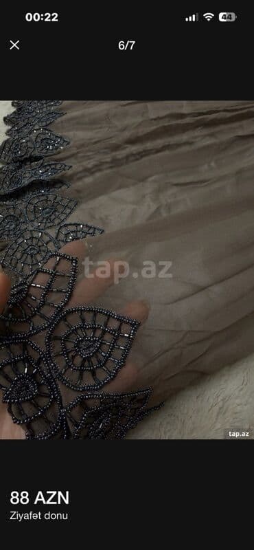 düz don modelləri: Ziyafət donu – 88 AZN - Rəng: boz-qəhvəyi ton - Uzunluq: dizə qədər — 6