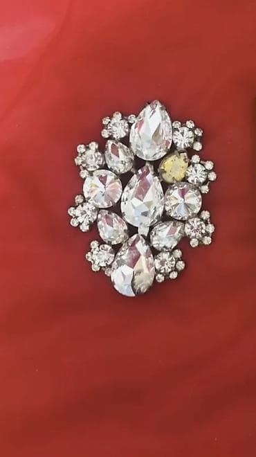 asma: Bijüteriya hamsı bir yerde 3 m — 4