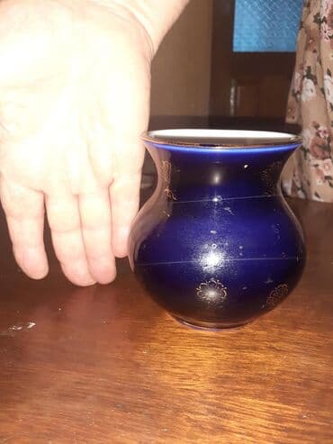 balaca pisik sekilleri: Qedimi vaza. Olcusu shekilde gorunur. 10 azn — 2