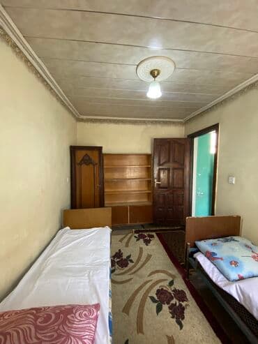 Qara Qarayev və Koroğlu metrosuna piyada məsafəsində bir otaqlı həyət