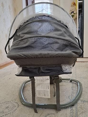 Oğlan və qız üçün, Yeni, Beşik, Dəstsiz, Yellənmə mexanizm ilə