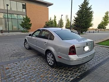 passa cc: Volkswagen Passat: 1.8 l | Sedan — 10