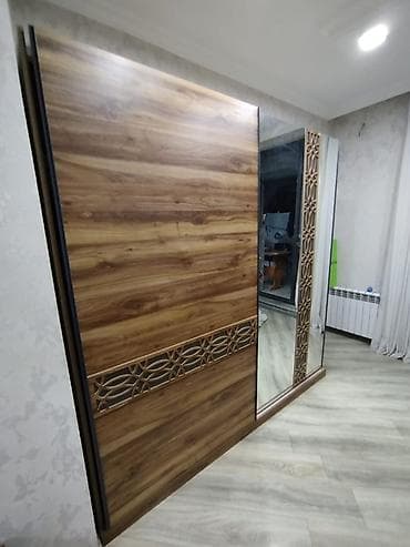 Sürgülü qapılı şkaf - Dizayn: Təbii ağac teksturalı korpus, klassik — 2
