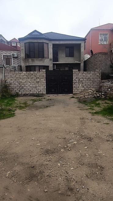 Qaraçuxur qəsəbəsi şərq yaşayış massivində 14 dongenin yuxarısında