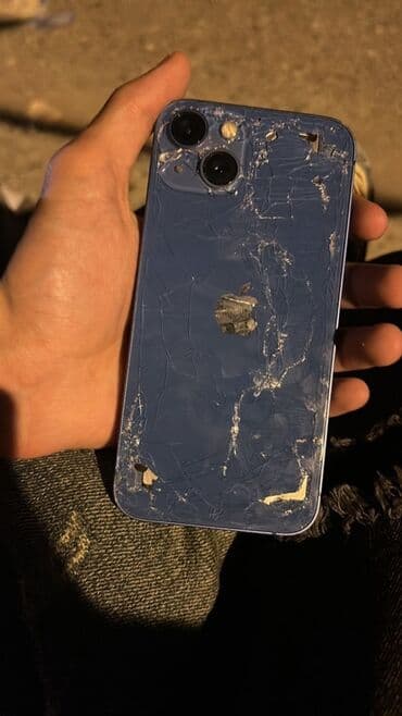 nömrelər: IPhone 13, 128 GB, Göy, Qırıq — 1