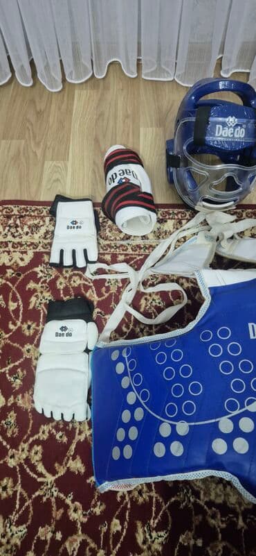 samyun wan nerede satılır: Taekvondo qoruyucu dəst – Daedo və World Taekwondo Dəst tərkibi: - — 4