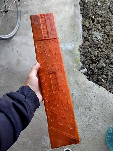 qazel tenti satilir: Avtomobil üçün fövqəladə xəbərdarlıq üçbucağı - Parlaq qırmızı — 2