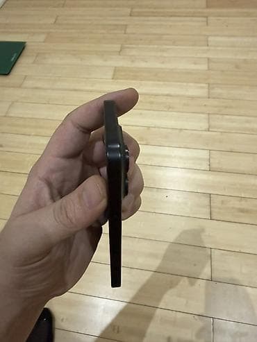 iphona 6 plus: Məhsul: Smartfon (metallik bənövşəyi/qaraya çalan gövdə, düz kənarlı — 5