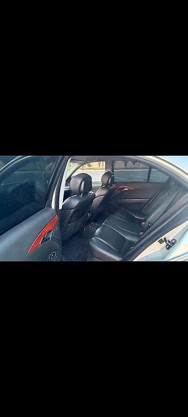 daewoo nexia nece masindir: Mercedes-Benz E 220: 2.2 l | 2008 il Sedan — 3