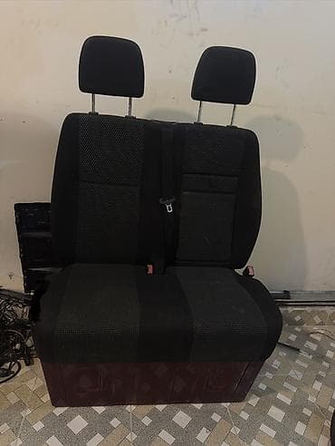 Oturacaqlar: Mercedes sprinter ön ikili otracaq. Yeni kimidir

- — 1