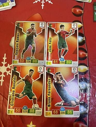 2008 ronaldo forma: Məhsul: Futbol kolleksiya kartları dəsti 40 EDED Təsvir: - Müxtəlif — 5