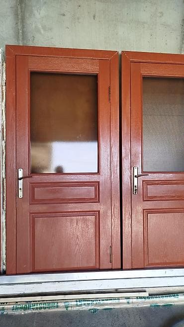 Перила: PVC giriş/otaq qapısı 4 ədəd qapı hamısı birlikdə 100 manata.olcu — 2