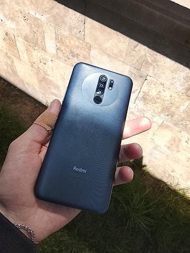 spark 10 pro: Xiaomi 64 GB, rəng - Qara, 
 Barmaq izi, Face ID — 2