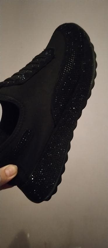 qara kofta: Qara rəngli qadın slip-on idman ayaqqabısı - Model: slip-on — 7