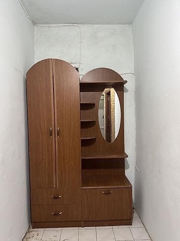 dolaplar: İşlənmiş, 2 qapılı, Güzgülü, Qəhvəyi, Digər material, Açılan, Düz dolab — 1