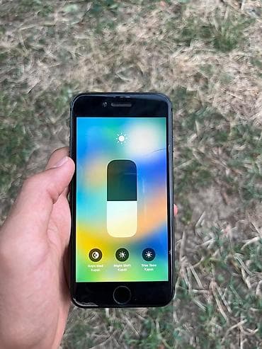 pişik şəkilləri çəkmək: IPhone 8, 256 GB, Qara, Barmaq izi, Face ID — 7