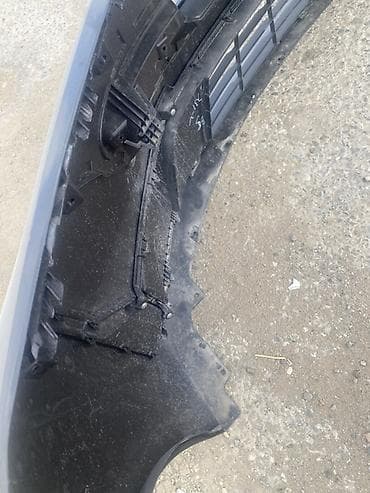 radiator aliram: Məhsul: Ön bamper - Növ: Avtomobil üçün ön bamper komplekti (alt — 4