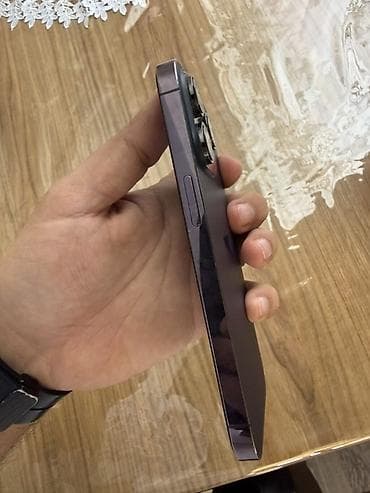 iphone se 2024: IPhone 14 Pro, Deep Purple, Face ID — 5