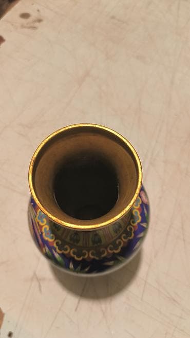Vazalar: Bir vaza, Mis — 5