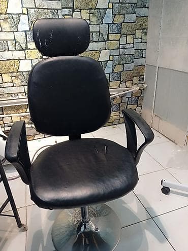 salon stulları: İşlənmiş, Saş kəsimi kreslosu — 1