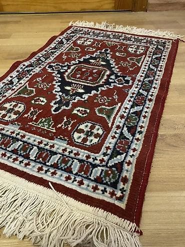 Xalça – əl toxuması, klassik Qafqaz motivləri - Naxış: mərkəzdə