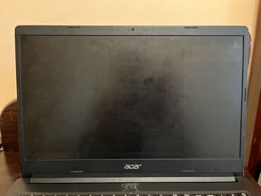 Acer noutbuk Xüsusiyyətlər: - 15.6" ekran, üst hissədə HD veb-kamera