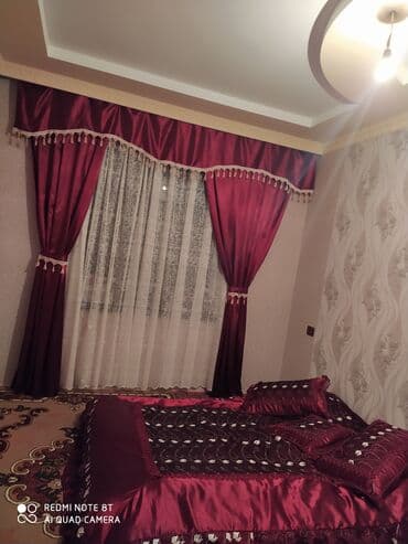 divan pokrival: Pərdə pakrivalla bir yerde satılır.cox az istifade olunub.perde təzə — 2