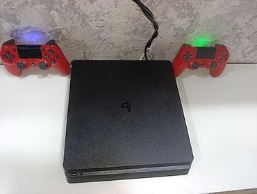 ps4 pro disk: Playstation 4 slim 500gb əla vəziyətdə, plombu üzərində, 2 original — 4